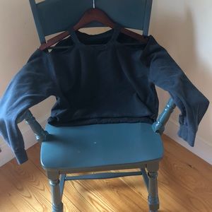 LA Hearts Cold Shoulder Sweatshirt Medium